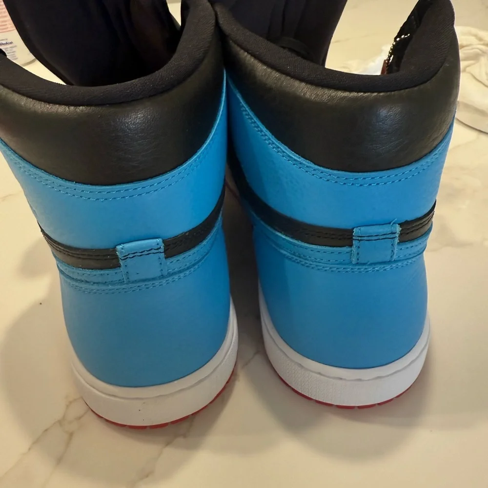 Nike women's - Red, Black, Blue - Picture 6 of 10